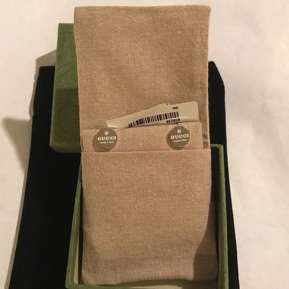 Authentic Gucci Trademark Logo .925 Sterling Silver Round Stud Earrings - Picture 8 of 15